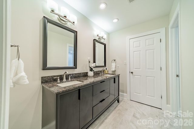 506 Abbotsford Court, Charlotte, NC 28270