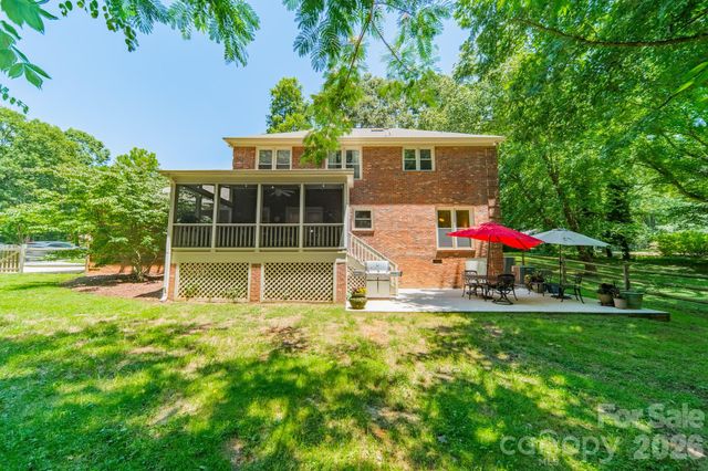 506 Abbotsford Court, Charlotte, NC 28270