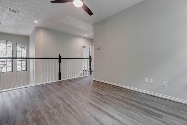13731 Fountainview Drive, Montgomery, TX 77356