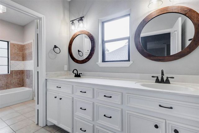 13731 Fountainview Drive, Montgomery, TX 77356