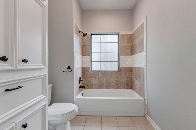 13731 Fountainview Drive, Montgomery, TX 77356