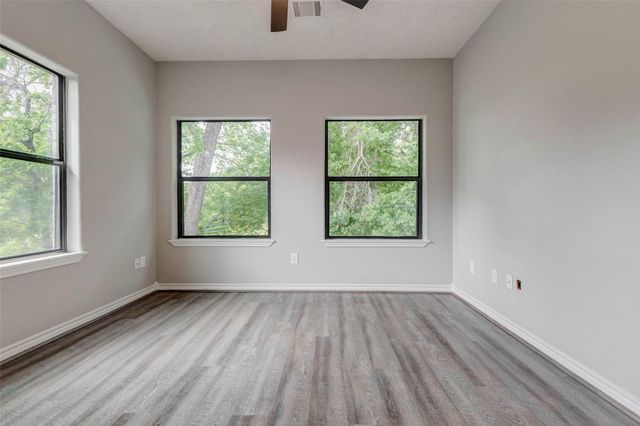 13731 Fountainview Drive, Montgomery, TX 77356