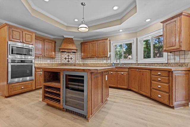 103 Williamsburg Lane, Bullard, TX 75757