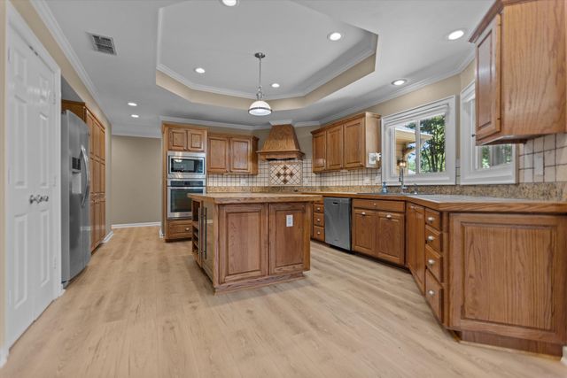 103 Williamsburg Lane, Bullard, TX 75757