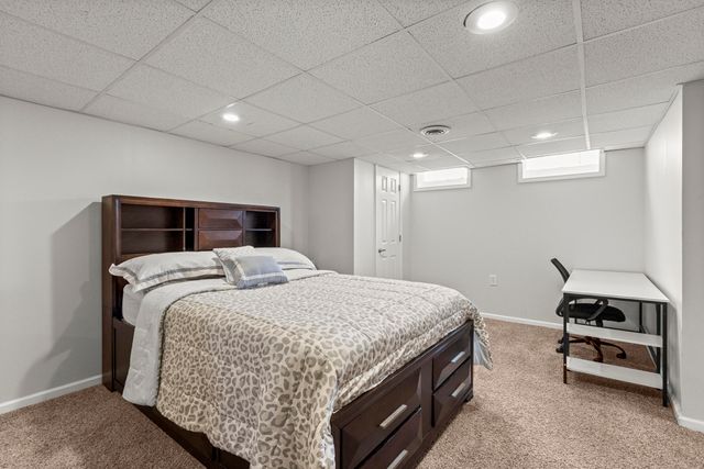 5845 Plainfield Street, Dearborn Heights City, MI 48127