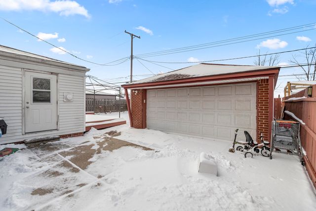 5845 Plainfield Street, Dearborn Heights City, MI 48127