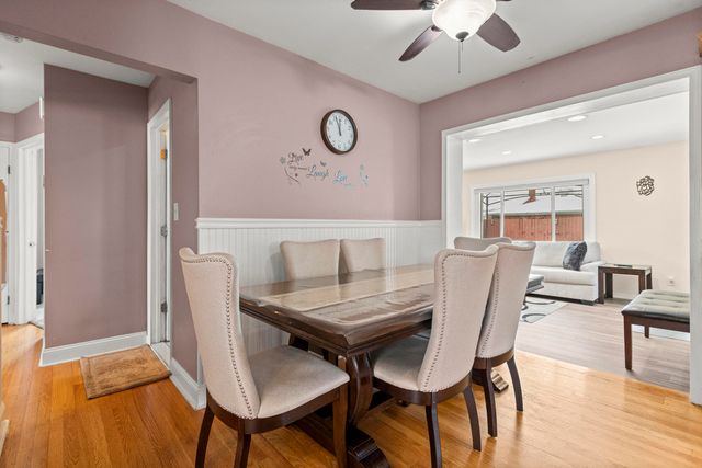 5845 Plainfield Street, Dearborn Heights City, MI 48127