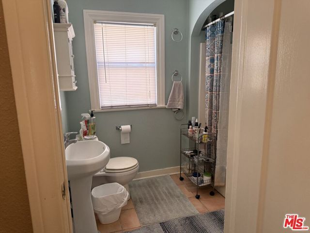 1635 S Orange Drive, Los Angeles, CA 90019