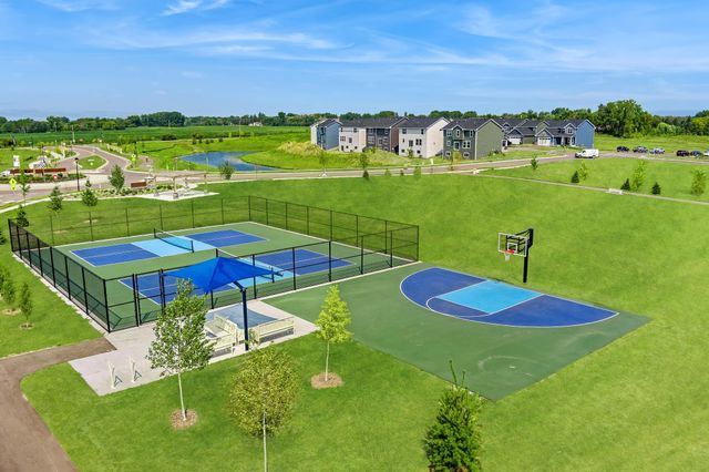 7600 Osakis Street, Lino Lakes, MN 55038