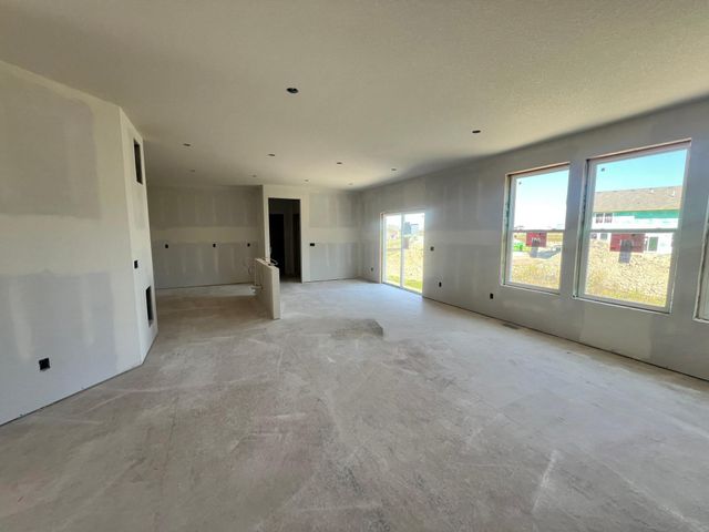 7600 Osakis Street, Lino Lakes, MN 55038