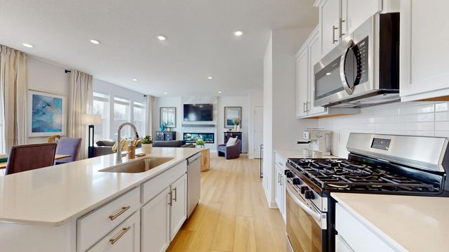 7600 Osakis Street, Lino Lakes, MN 55038