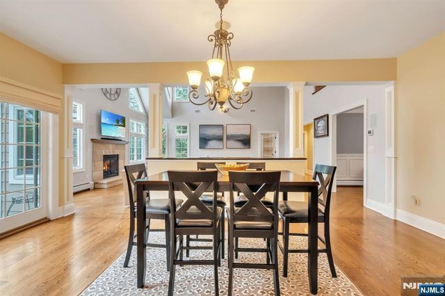 381 Pinewood Drive, Wyckoff, NJ 07481
