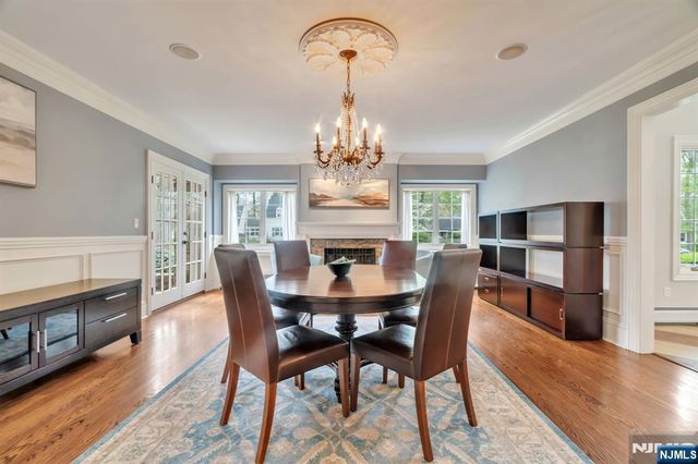 381 Pinewood Drive, Wyckoff, NJ 07481