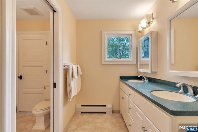 381 Pinewood Drive, Wyckoff, NJ 07481