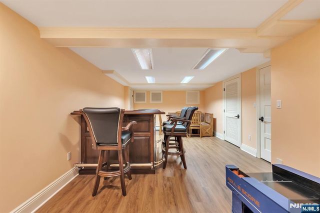 381 Pinewood Drive, Wyckoff, NJ 07481