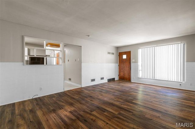 10419 Melvich Drive, St Louis, MO 63137