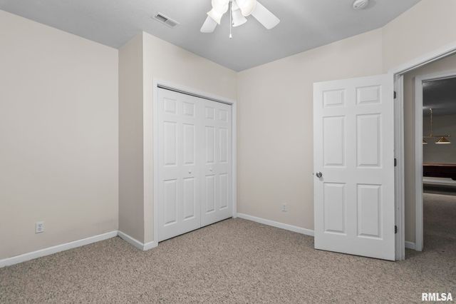 2704 JOHNATHAN Place, Springfield, IL 62711