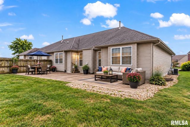 2704 JOHNATHAN Place, Springfield, IL 62711
