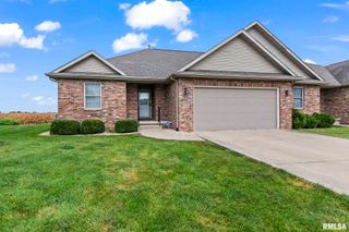 2704 JOHNATHAN Place, Springfield, IL 62711