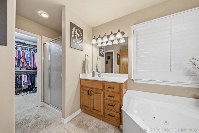 7407 E Galveston Place, Broken Arrow, OK 74014