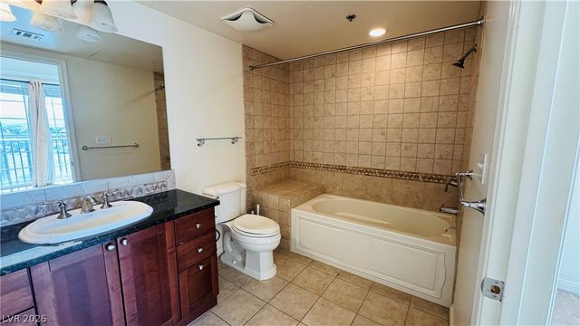 2405 West Serene Avenue 832, Las Vegas, NV 89123