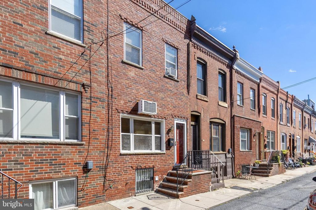 2319 S BOUVIER ST, PHILADELPHIA, PA 19145 — photo 2