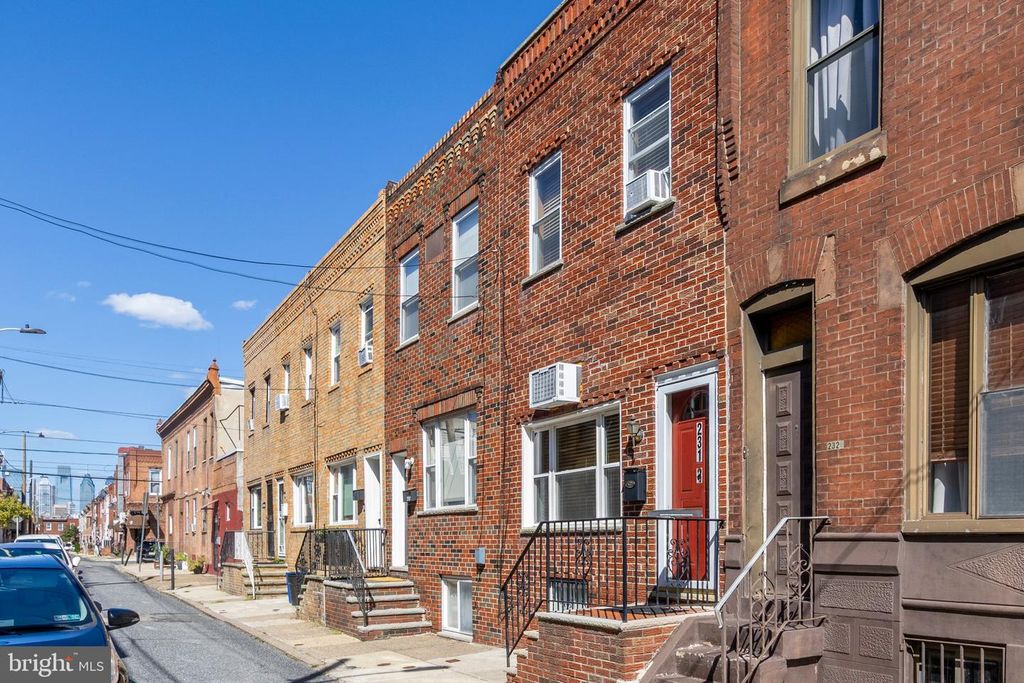 2319 S BOUVIER ST, PHILADELPHIA, PA 19145 — photo 3