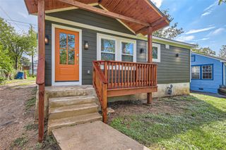 2939 Higgins ST, Austin, TX 78722