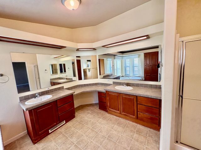 5428 Arbolada Dr, La Grange, CA 95329