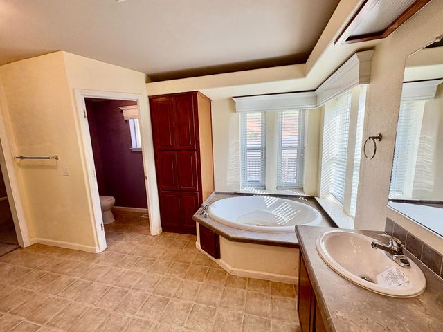 5428 Arbolada Dr, La Grange, CA 95329