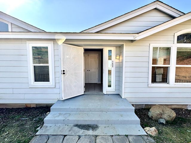 5428 Arbolada Dr, La Grange, CA 95329