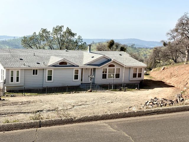 5428 Arbolada Dr, La Grange, CA 95329
