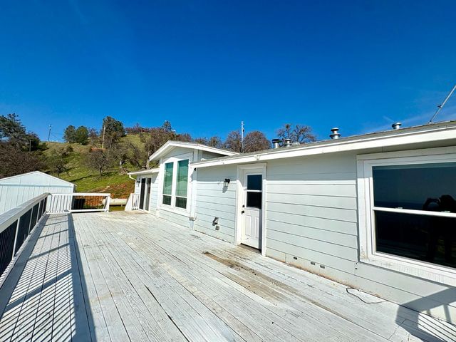 5428 Arbolada Dr, La Grange, CA 95329