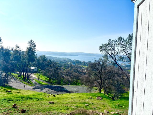 5428 Arbolada Dr, La Grange, CA 95329