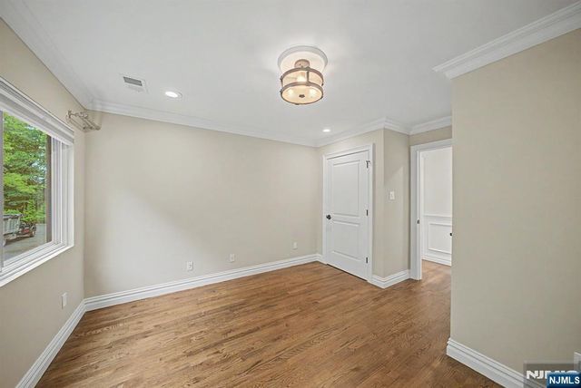 3 Daniel Drive, Englewood, NJ 07631
