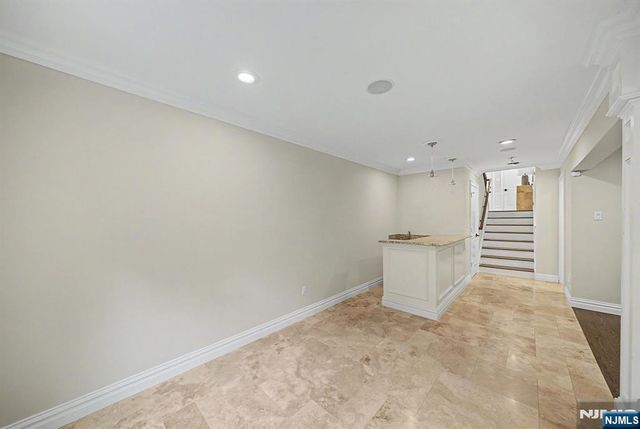 3 Daniel Drive, Englewood, NJ 07631