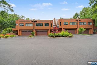 3 Daniel Drive, Englewood, NJ 07631