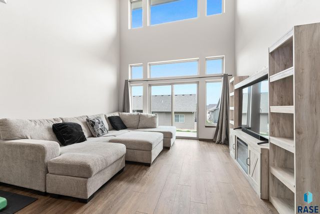 3626 E Siasconset Pl, Sioux Falls, SD 57108