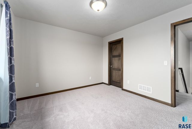 3626 E Siasconset Pl, Sioux Falls, SD 57108