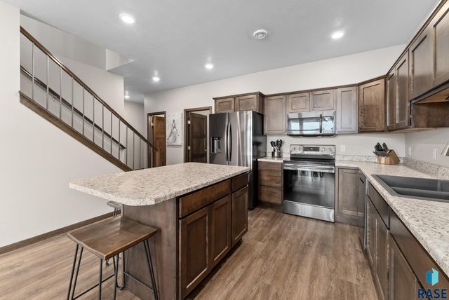 3626 E Siasconset Pl, Sioux Falls, SD 57108