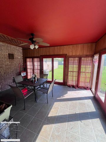 49 Mallard Drive NE, Ludowici, GA 31316