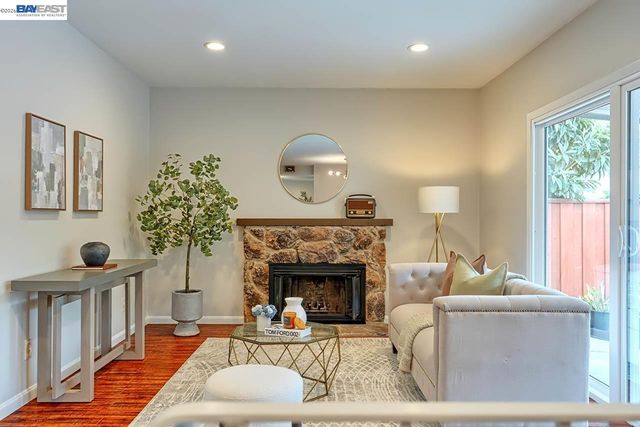 2502 Begonia St, Union City, CA 94587