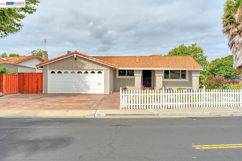 2502 Begonia St, Union City, CA 94587