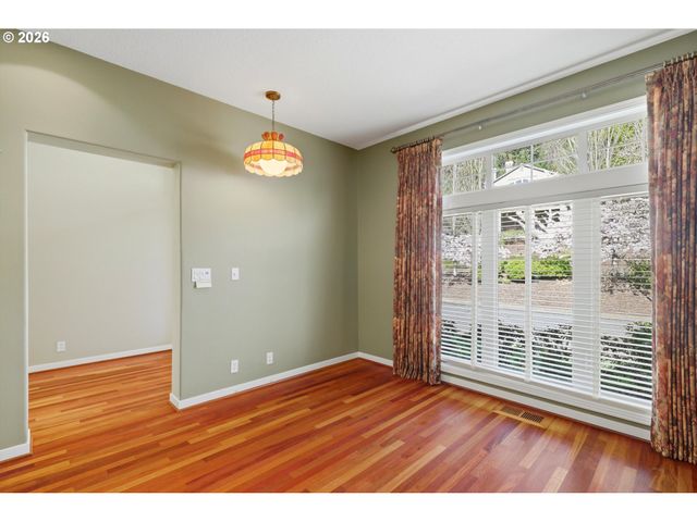 640 Se 40TH Ter, Gresham, OR 97080