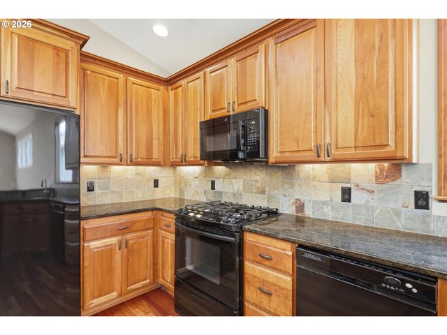 640 Se 40TH Ter, Gresham, OR 97080