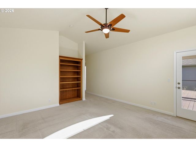 640 Se 40TH Ter, Gresham, OR 97080