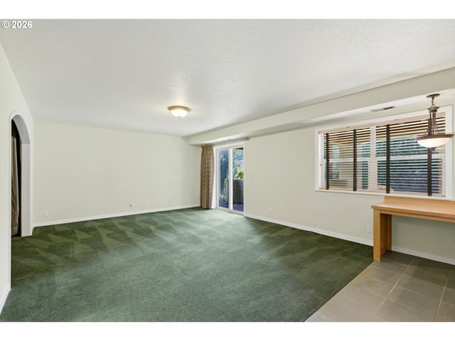 640 Se 40TH Ter, Gresham, OR 97080