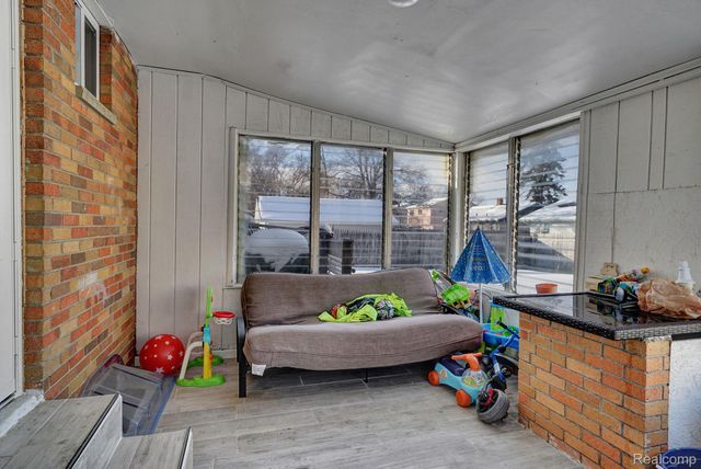 1076 W Kurtz Avenue, Mt. Morris Township, MI 48505