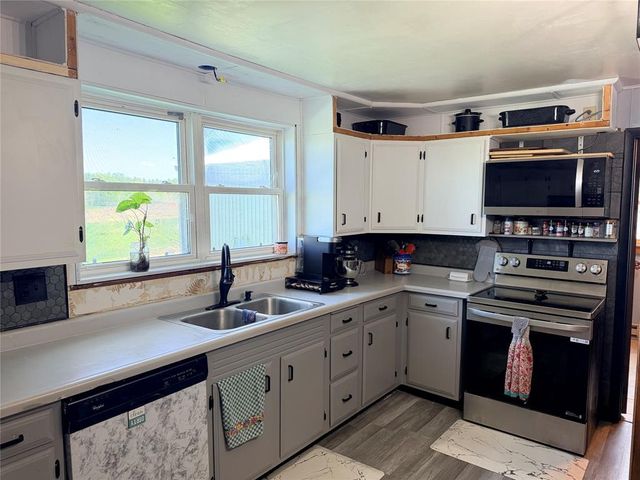 26692 165th Avenue, Cadott, WI 54727
