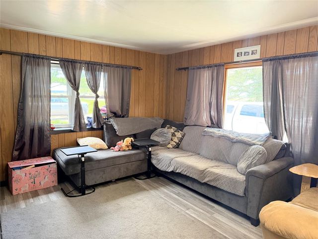 26692 165th Avenue, Cadott, WI 54727